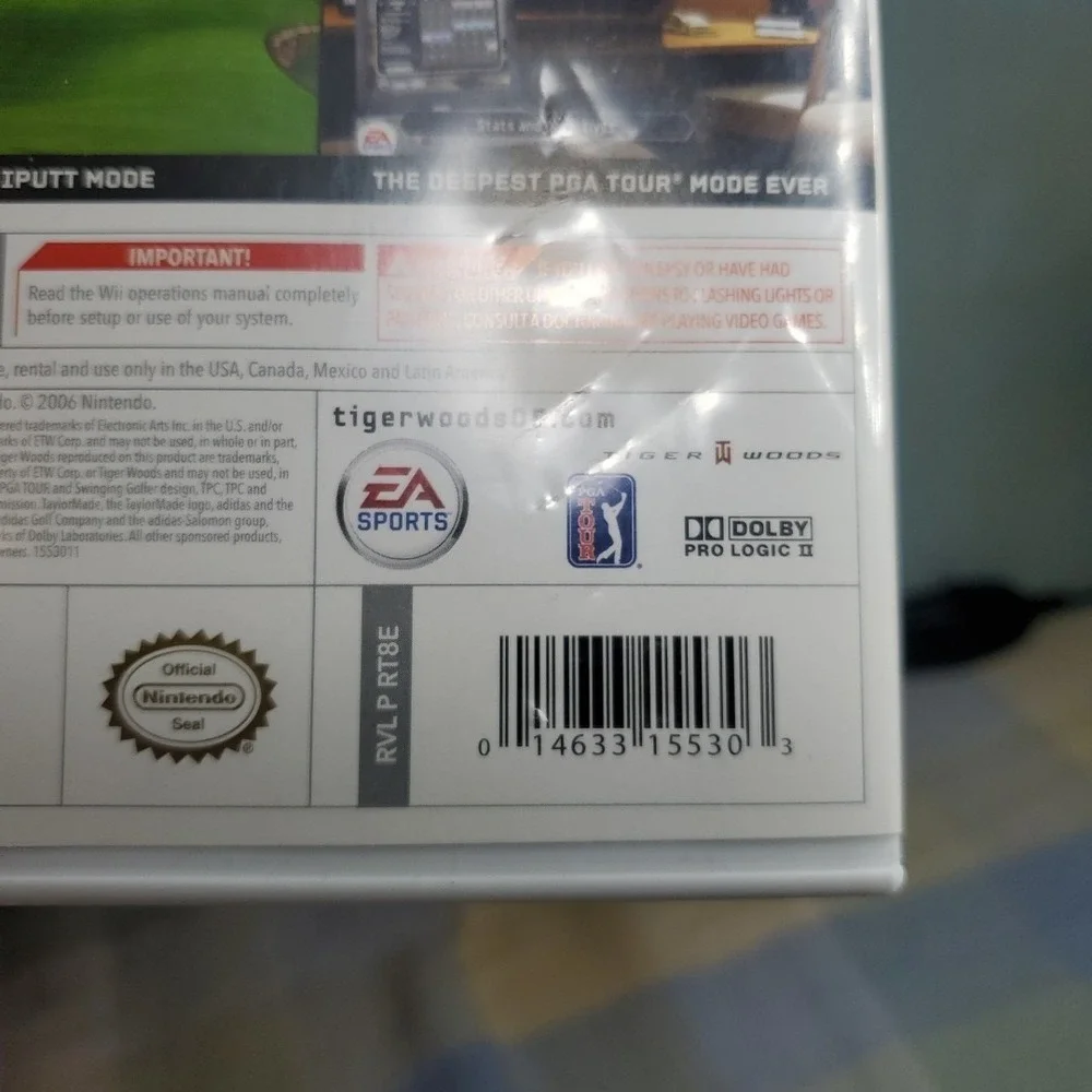 EA Sports Tiger Woods PGA Tour 08 Nintendo Wii Game White Sports Golf Video Game